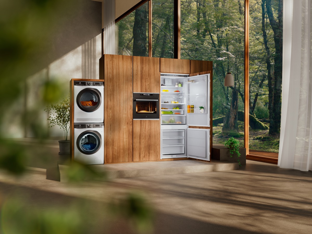 Kombinace spotřebičů AEG a Electrolux